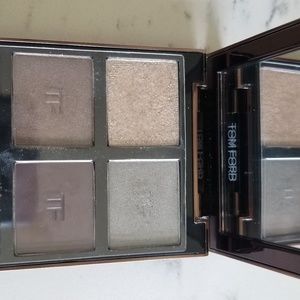 Tom Ford Eye Color Qurd : silver topaz